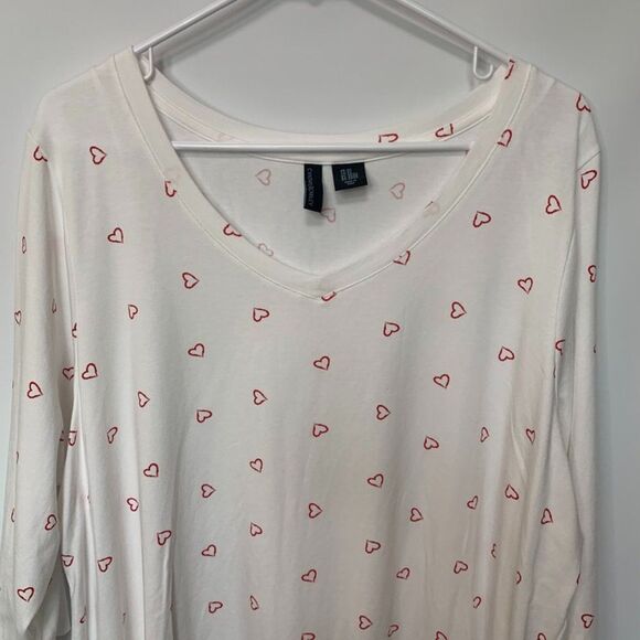 Cynthia Rowley 3/4 Sleeve Heart Detail Blouse - Picture 1 of 6